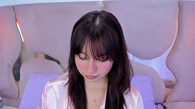 lovequinn mjs online show from December 22, 2025, 8:28 pm