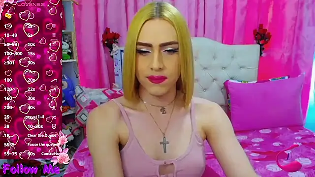 Snapshot of golden_girl01 chatting on May 23, 2026, 6:34 pm golden girl01 online show from May 23, 2026, 6:34 pm