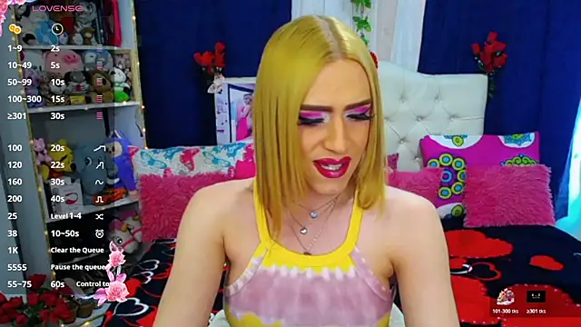 Snapshot of golden_girl01 chatting on July 10, 2026, 7:27 pm golden girl01 online show from July 10, 2026, 7:27 pm