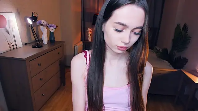 YvonneRobes online show from January 15, 2026, 7:28 pm