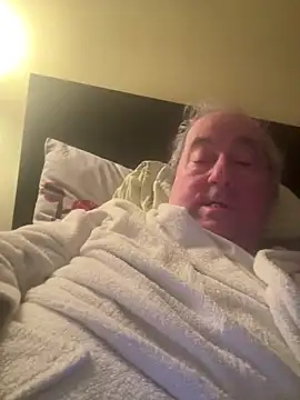 Snapshot of csikar chatting on February 5, 2026, 6:18 am csikar online show from February 5, 2026, 6:18 am