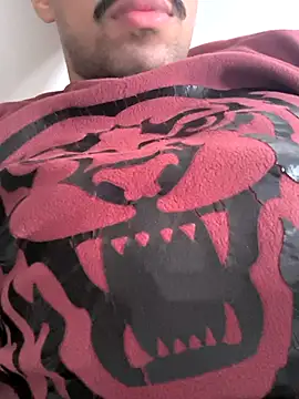 Snapshot of twinkarabboy chatting on January 15, 2026, 11:59 am twinkarabboy online show from January 15, 2026, 11:59 am