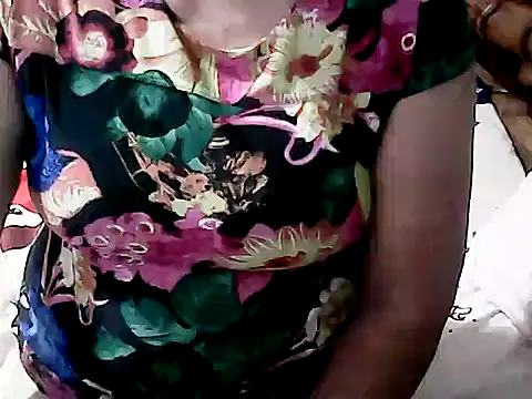 Snapshot of ChaChaMoreno_Palangga chatting on February 2, 2026, 10:58 am ChaChaMoreno Palangga online show from February 2, 2026, 10:58 am