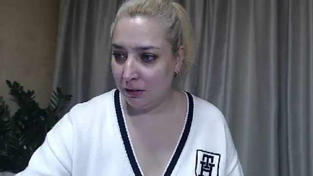 sweetpussy13 online show from November 22, 2025, 8:46 am