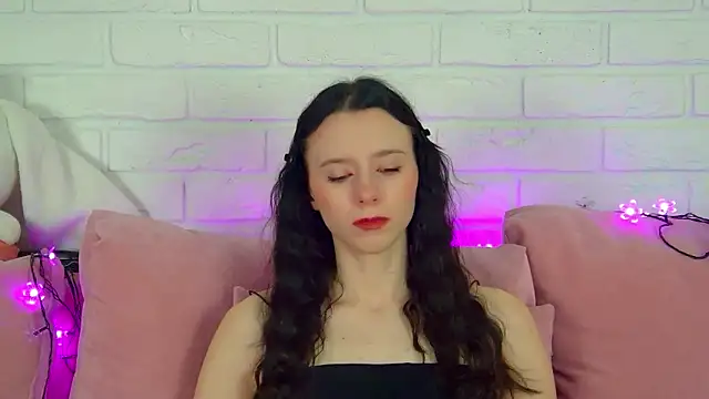 Snapshot of ArinaKubrick chatting on January 14, 2026, 4:23 pm ArinaKubrick online show from January 14, 2026, 4:23 pm