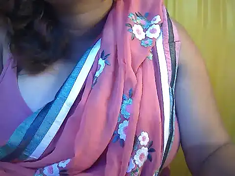 MISTI KOLK online show from April 21, 2026, 7:58 am