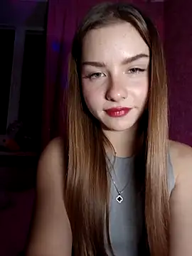 BitterPeach online show from December 18, 2025, 9:10 pm