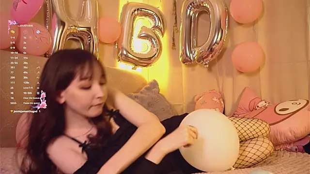 SoraYumeXXX online show from January 10, 2026, 1:18 am