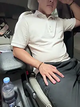 Snapshot of battman4488 chatting on March 21, 2026, 11:15 am battman4488 online show from March 21, 2026, 11:15 am