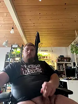 YoursxTruly online show from January 8, 2026, 10:39 am