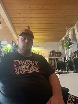 YoursxTruly online show from January 15, 2026, 11:04 am