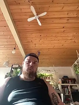 YoursxTruly online show from January 16, 2026, 11:14 am