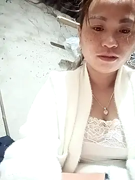 ngaytho004 online show from December 19, 2025, 10:17 pm