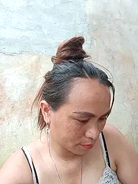 ngaytho004 online show from May 27, 2026, 8:00 am