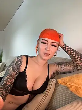 ScarletVixenLive online show from February 19, 2026, 2:24 pm