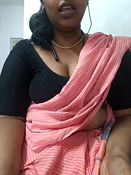 Snapshot of pattupattuma27 chatting on February 10, 2026, 7:56 am pattupattuma27 online show from February 10, 2026, 7:56 am