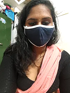 Snapshot of pattupattuma27 chatting on February 15, 2026, 6:21 am pattupattuma27 online show from February 15, 2026, 6:21 am