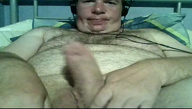 mrhardcock12 online show from June 14, 2026, 9:28 pm
