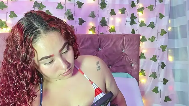 Ayla-marttinez online show from March 8, 2026, 1:14 am