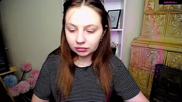 LiliaErmi online show from January 9, 2026, 11:02 am