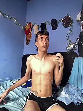 Juan Gomezz26 online show from March 17, 2026, 8:34 pm