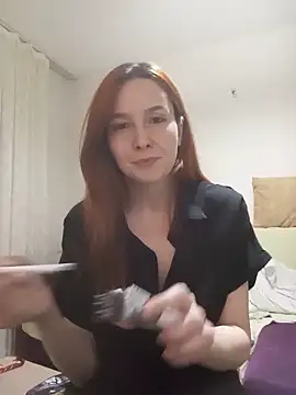 Atwsliiikizilll online show from June 9, 2026, 7:03 pm