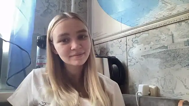 Snapshot of Leifuture chatting on June 25, 2026, 5:12 am Leifuture online show from June 25, 2026, 5:12 am
