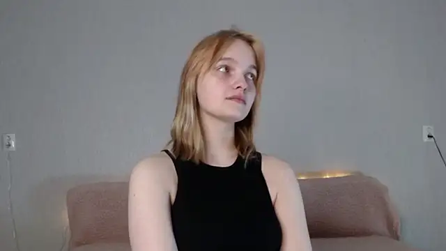 Catherine Walker online show from January 6, 2026, 2:10 pm