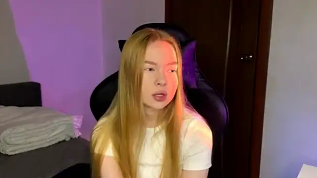 LumiSun online show from December 19, 2025, 4:47 pm