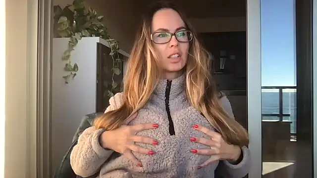 Snapshot of LeMilf chatting on January 8, 2026, 9:33 am LeMilf online show from January 8, 2026, 9:33 am