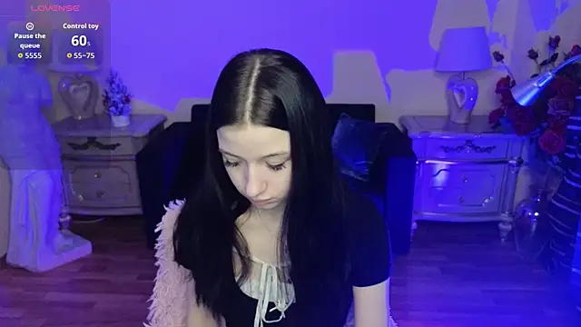 AlicePowells online show from January 13, 2026, 11:26 am