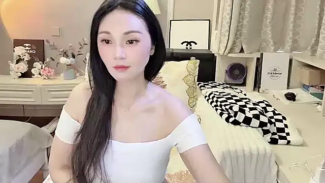 Snapshot of YUO-UU chatting on March 15, 2026, 5:02 am YUO-UU online show from March 15, 2026, 5:02 am