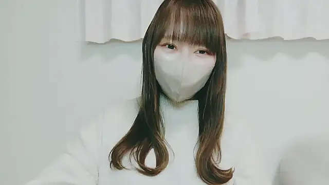 yuyuchan   online show from December 17, 2025, 9:59 am