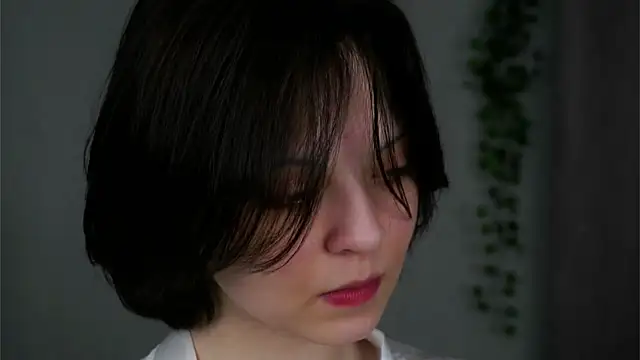 Snapshot of SharylOrbin chatting on January 9, 2026, 8:43 pm SharylOrbin online show from January 9, 2026, 8:43 pm