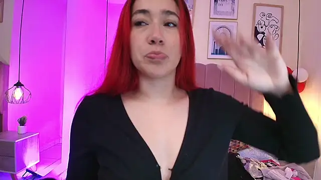 Snapshot of Celestee15_ chatting on April 21, 2026, 11:16 am Celestee15 online show from April 21, 2026, 11:16 am