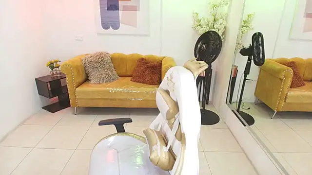 Carolina cherry online show from April 2, 2026, 12:36 pm