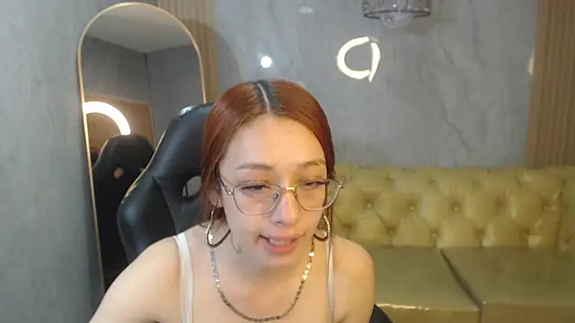 Kimberly23 a online show from December 21, 2025, 8:05 pm