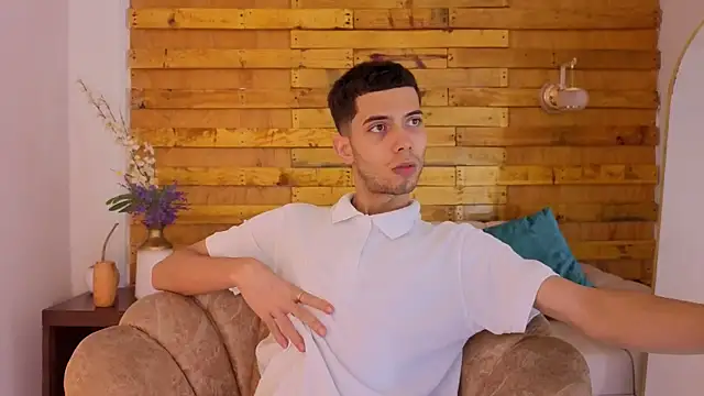 Snapshot of prettyboyy_13 chatting on January 10, 2026, 7:59 pm prettyboyy 13 online show from January 10, 2026, 7:59 pm