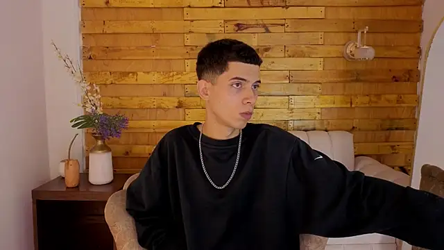 Snapshot of prettyboyy_13 chatting on January 13, 2026, 8:25 pm prettyboyy 13 online show from January 13, 2026, 8:25 pm