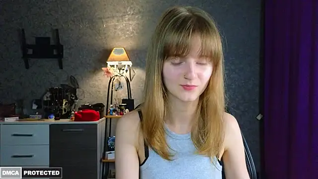 Snapshot of Miss_Alisa_ chatting on July 4, 2026, 6:03 pm Miss Alisa online show from July 4, 2026, 6:03 pm