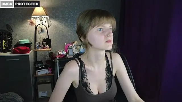 Snapshot of Miss_Alisa_ chatting on July 19, 2026, 8:12 pm Miss Alisa online show from July 19, 2026, 8:12 pm