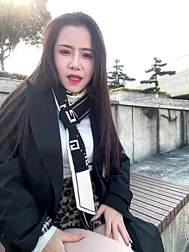 qingqing-ss online show from January 9, 2026, 4:37 am