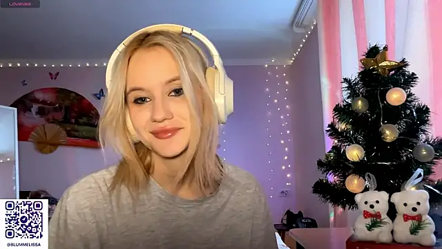 MelisaBloomy online show from January 7, 2026, 10:40 am