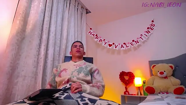 TOMBOYSEXX online show from February 15, 2026, 10:03 am