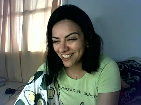 Snapshot of luluclark69 chatting on May 7, 2026, 1:49 pm luluclark69 online show from May 7, 2026, 1:49 pm
