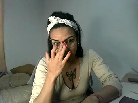 Snapshot of luluclark69 chatting on June 3, 2026, 3:06 pm luluclark69 online show from June 3, 2026, 3:06 pm