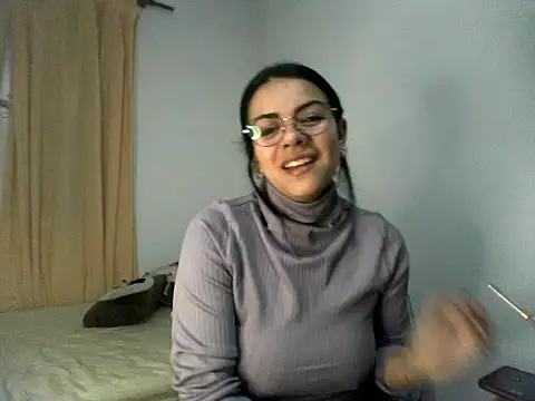 Snapshot of luluclark69 chatting on June 8, 2026, 10:32 pm luluclark69 online show from June 8, 2026, 10:32 pm