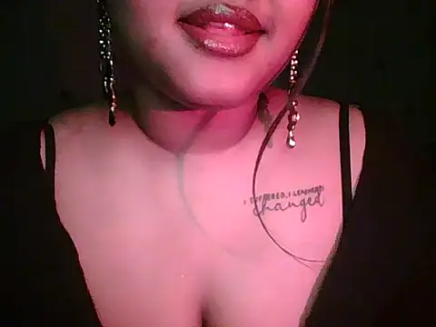 Snapshot of sonal-6 chatting on March 12, 2026, 7:31 pm sonal-6 online show from March 12, 2026, 7:31 pm