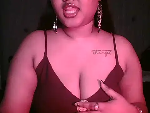 Snapshot of sonal-6 chatting on March 17, 2026, 6:55 pm sonal-6 online show from March 17, 2026, 6:55 pm