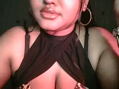 Snapshot of sonal-6 chatting on March 26, 2026, 8:14 pm sonal-6 online show from March 26, 2026, 8:14 pm